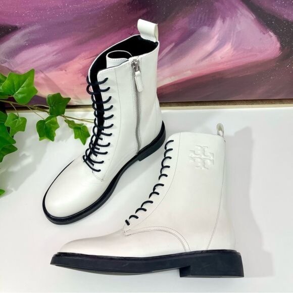 NWOB Tory Burch Double-T Croc Embossed Combat Boot in Blanc Size 7.5 - Picture 7 of 15